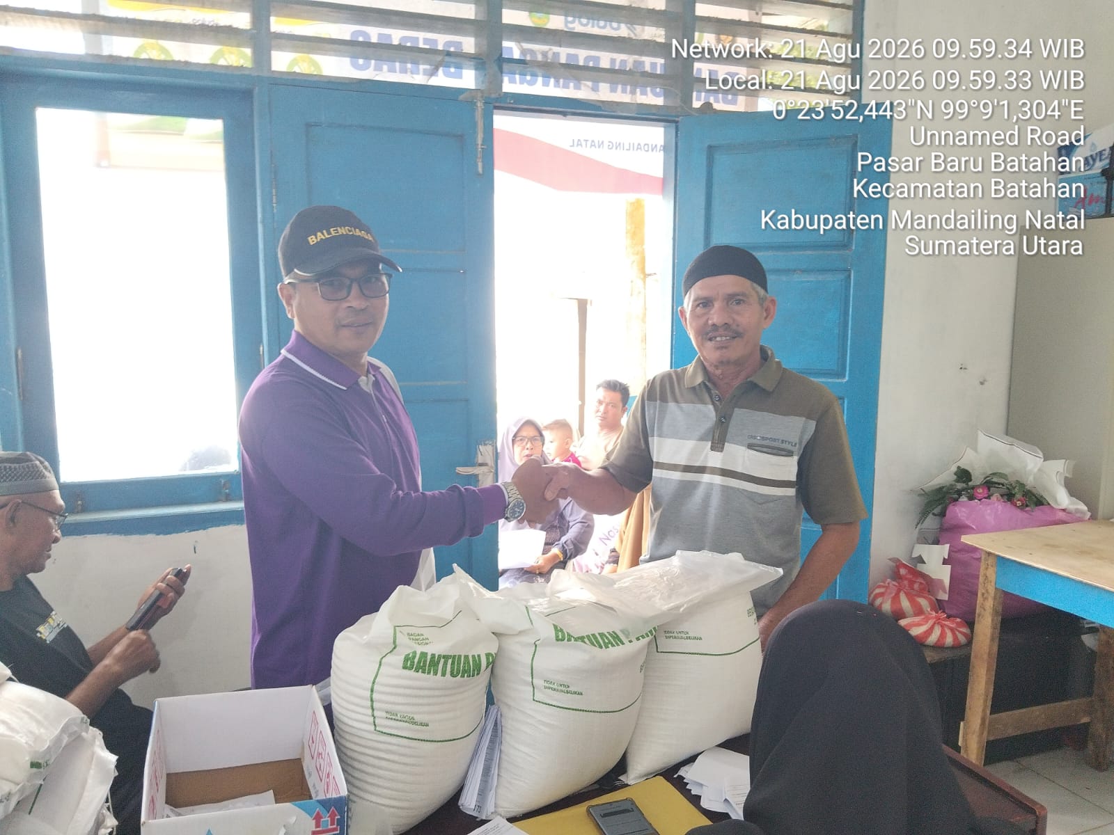 Penyaluran Bantuan Banpang Beras Kecamatan Batahan